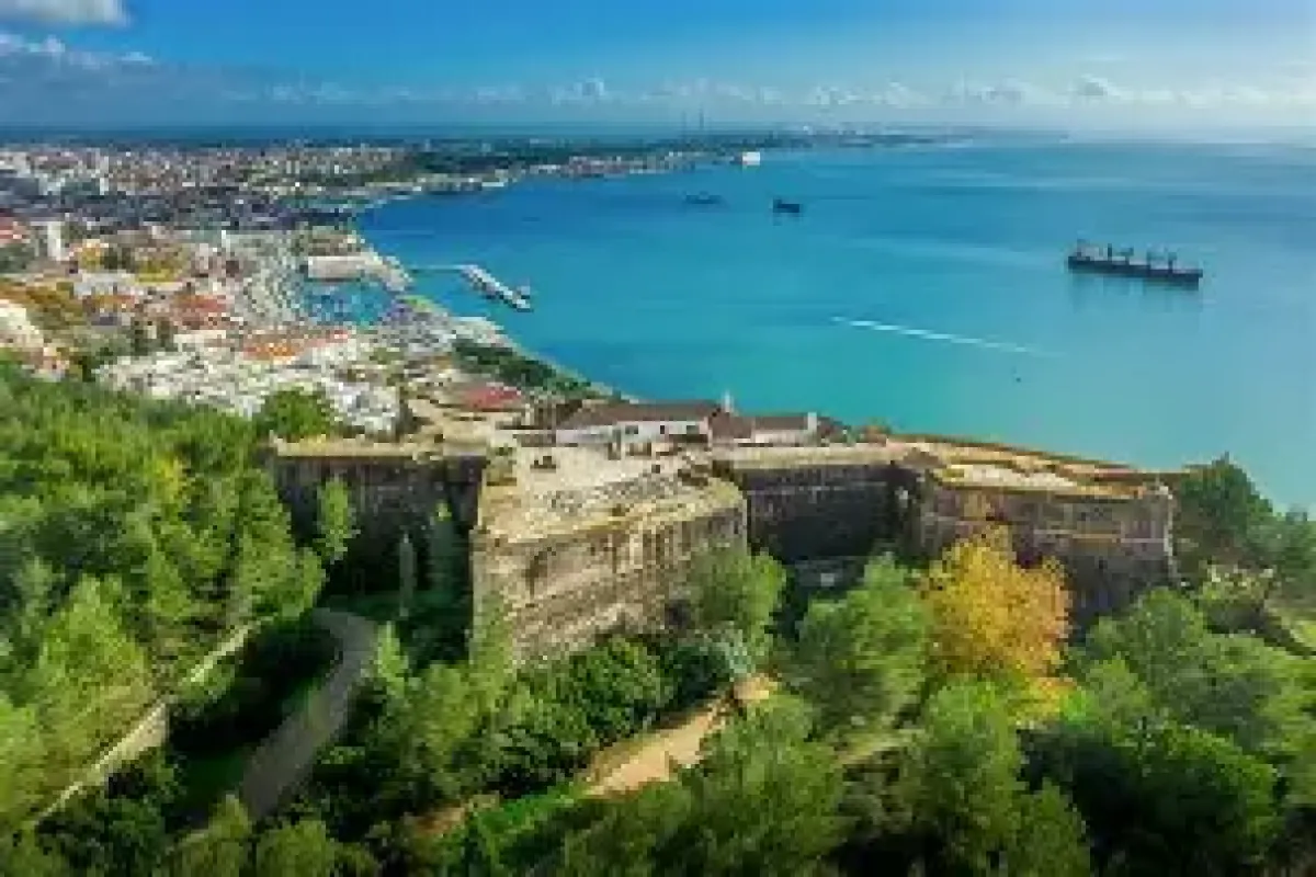 Huși - Setubal